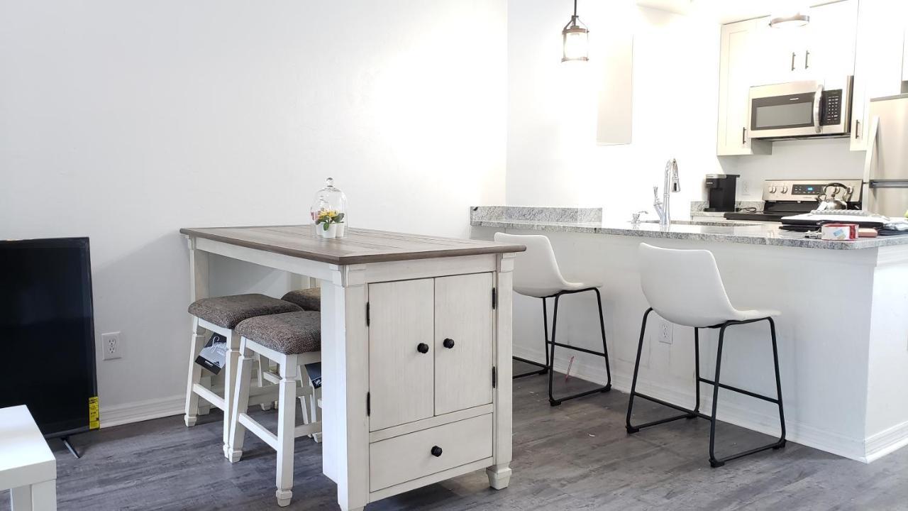 Discover Luxury Condo Steps Away From Celebration Pointe And I-75! Gainesville Luaran gambar