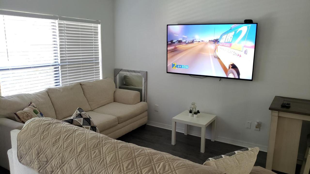 Discover Luxury Condo Steps Away From Celebration Pointe And I-75! Gainesville Luaran gambar
