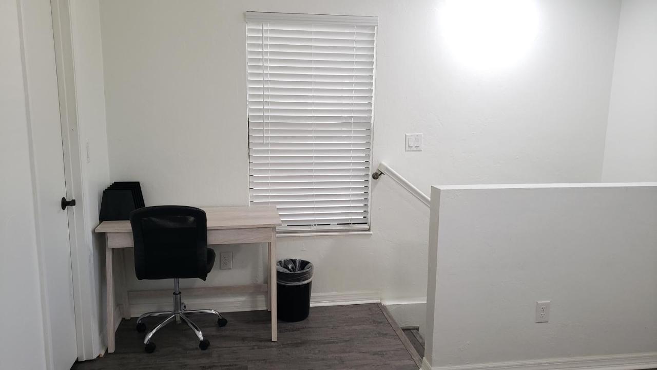 Discover Luxury Condo Steps Away From Celebration Pointe And I-75! Gainesville Luaran gambar