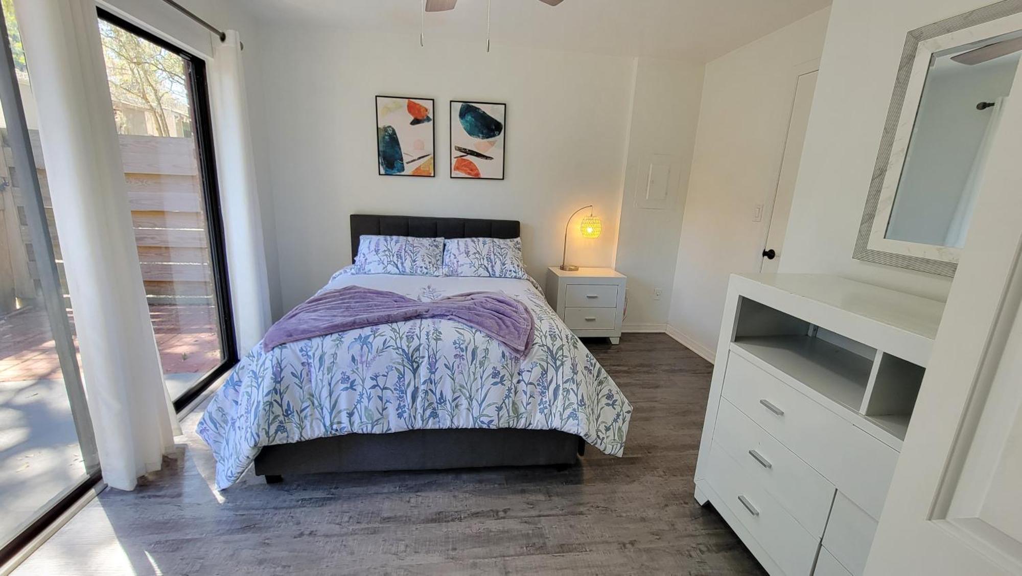 Discover Luxury Condo Steps Away From Celebration Pointe And I-75! Gainesville Luaran gambar